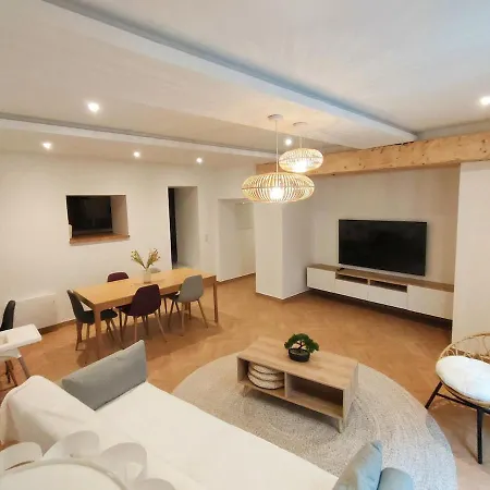 Apartment La Loge : Un Ecrin De Modernite Spacieux Avec 4 Au Coeur De *